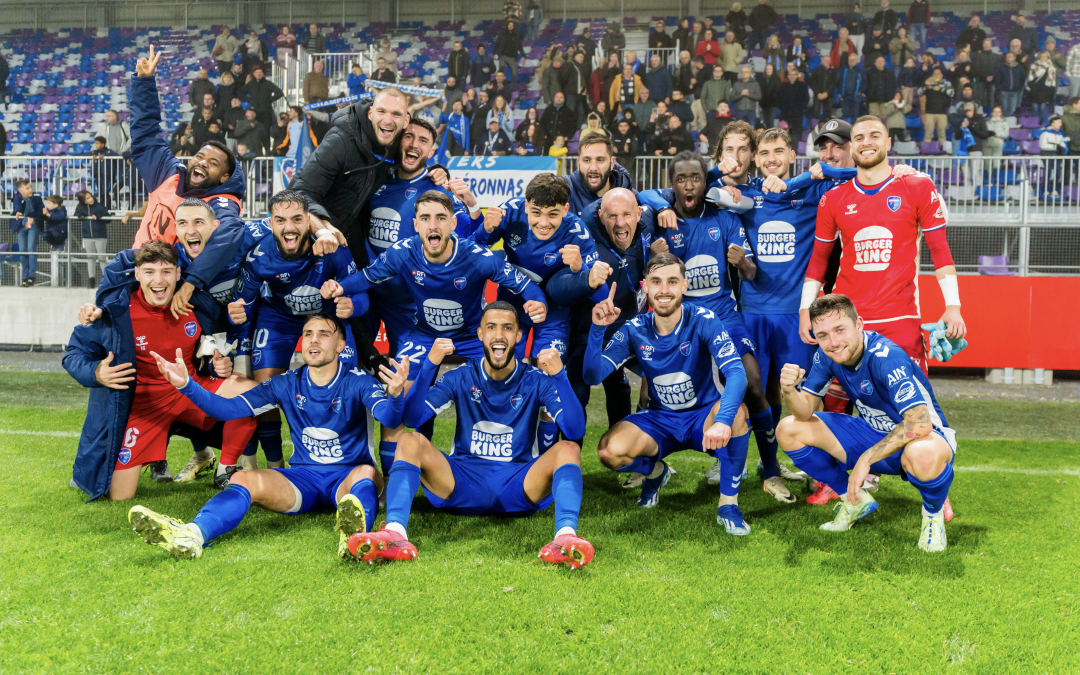 Nos bleus l’emportent à la maison